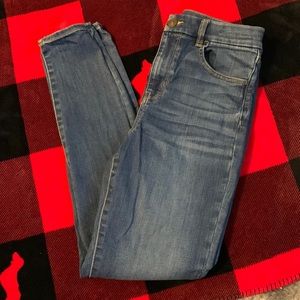 American eagle next level stretch (size 10long)